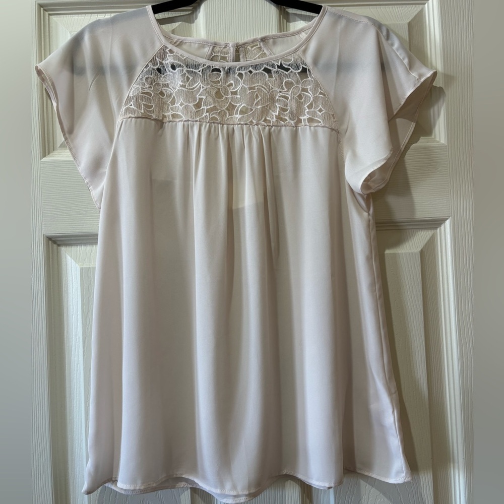 Maeve by Anthropologie Flutter Sleeve Cream Blouse